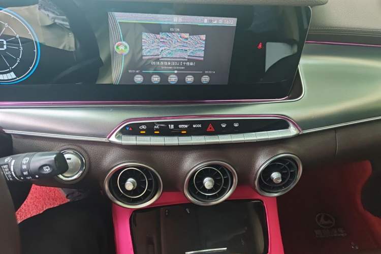 Used Leopaard Mattu 2018 1.6T GDI DCT Elite Model Audio And AC Panel