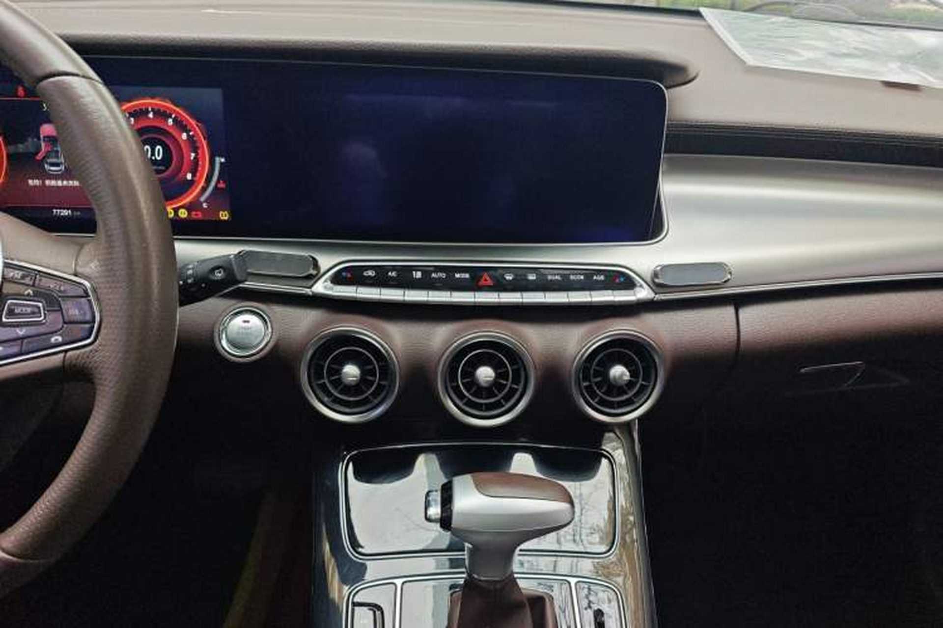 Used Leopaard Mattu 2018 1.6T GDI DCT Prestige Model Audio And AC Panel