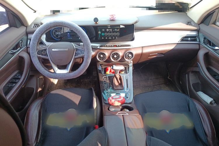 Used Leopaard Mattu 2018 1.6T GDI DCT Elite Model Center Console