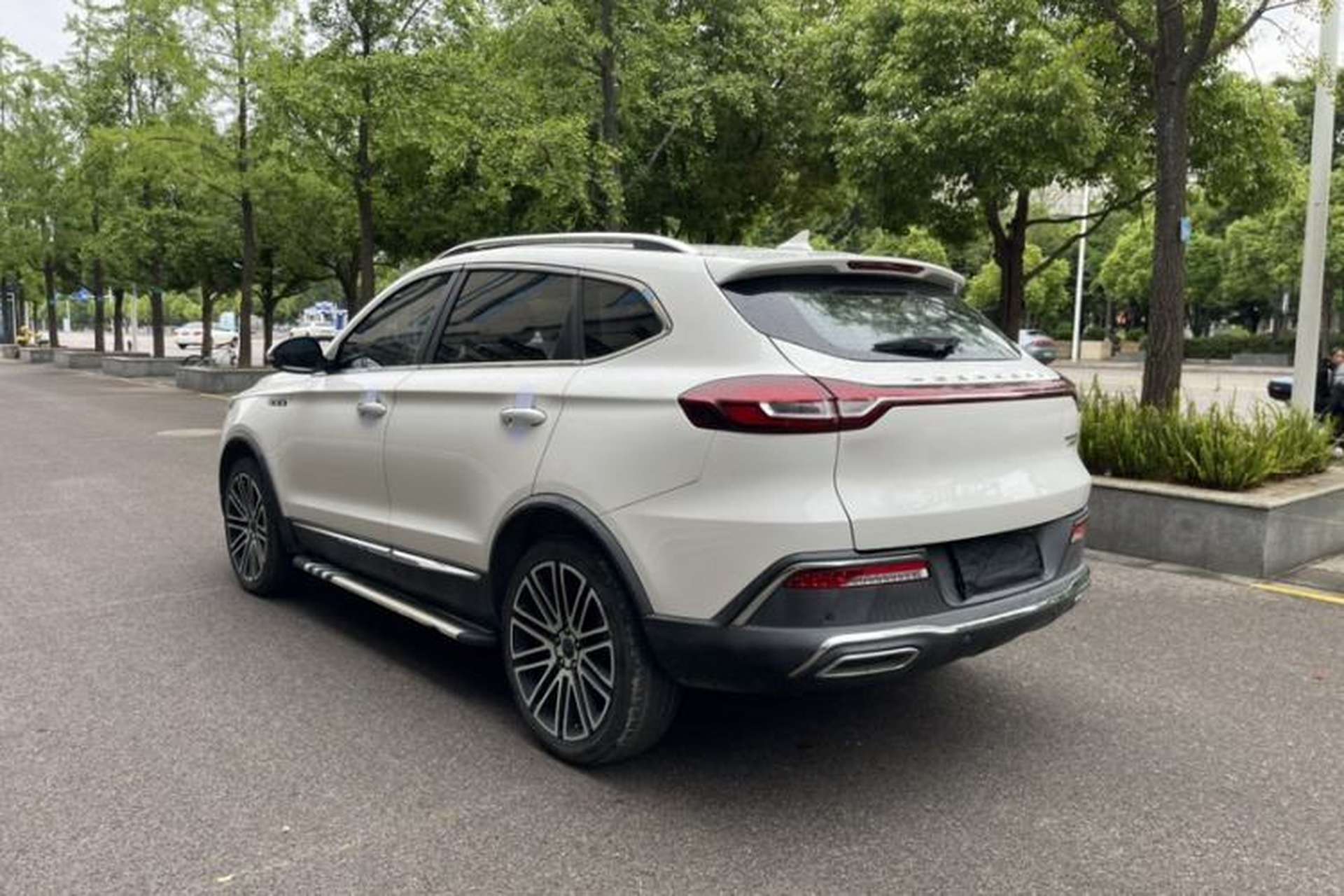 Used Leopaard Mattu 2018 1.6T GDI Manual Elite Model Exterior 1