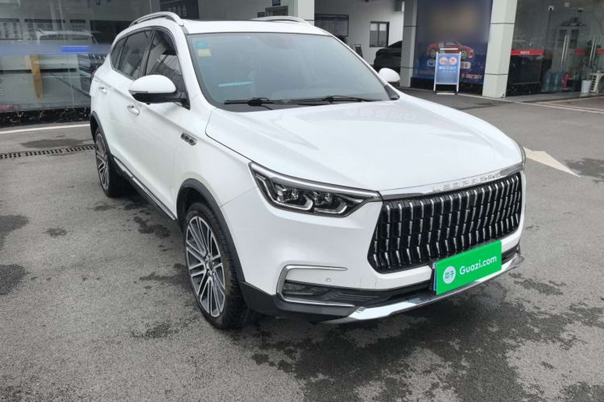 Used Leopaard Mattu 2018 1.6T GDI DCT Prestige Model Front Right 45 Deg