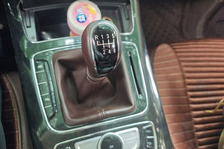 Used Leopaard Mattu 2018 1.6T GDI Manual Elite Model Gear Lever