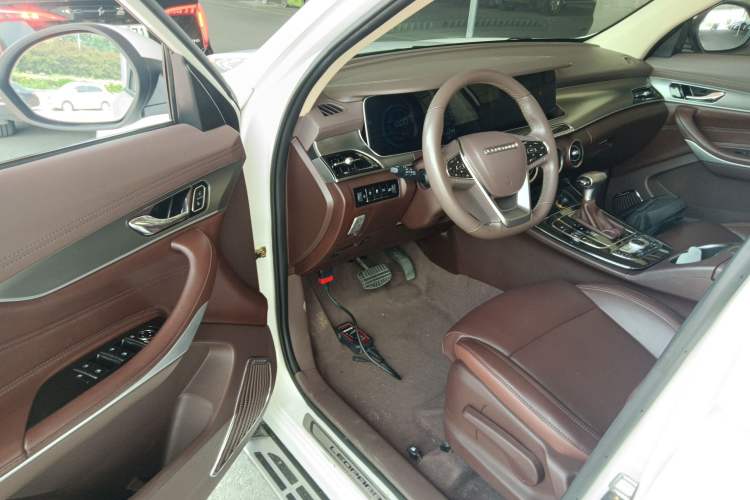 Used Leopaard Mattu 2018 1.6T GDI DCT Elite Model Interior 3