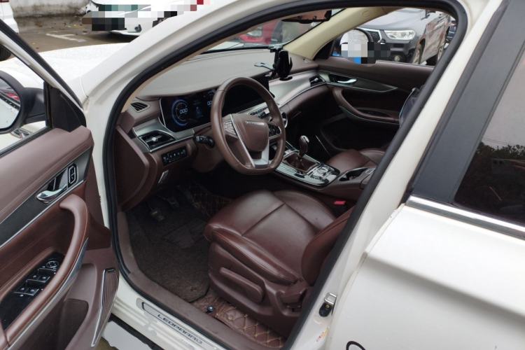 Used Leopaard Mattu 2018 1.6T GDI Manual Elite Model Interior 3