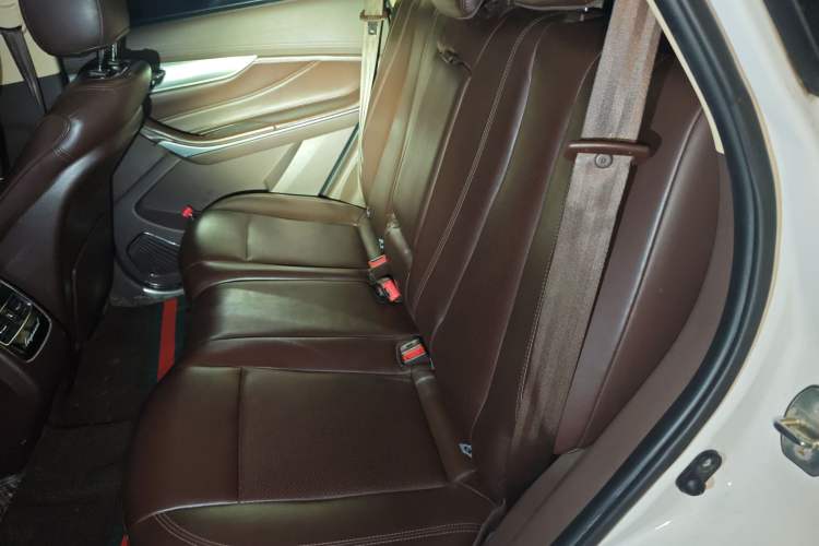 Used Leopaard Mattu 2018 1.6T GDI DCT Luxury Model Interior 4