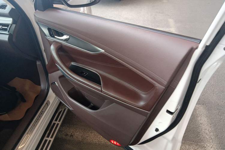 Used Leopaard Mattu 2018 1.6T GDI DCT Elite Model Interior 5