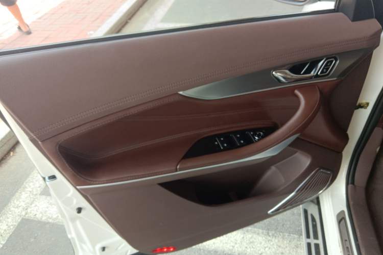 Used Leopaard Mattu 2018 1.6T GDI DCT Elite Model Interior 7