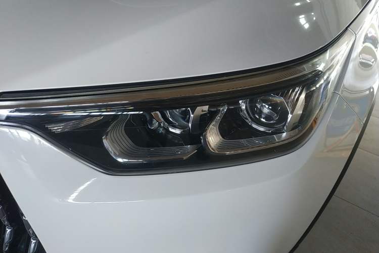 Used Leopaard Mattu 2018 1.6T GDI Manual Elite Model Left Front Headlight