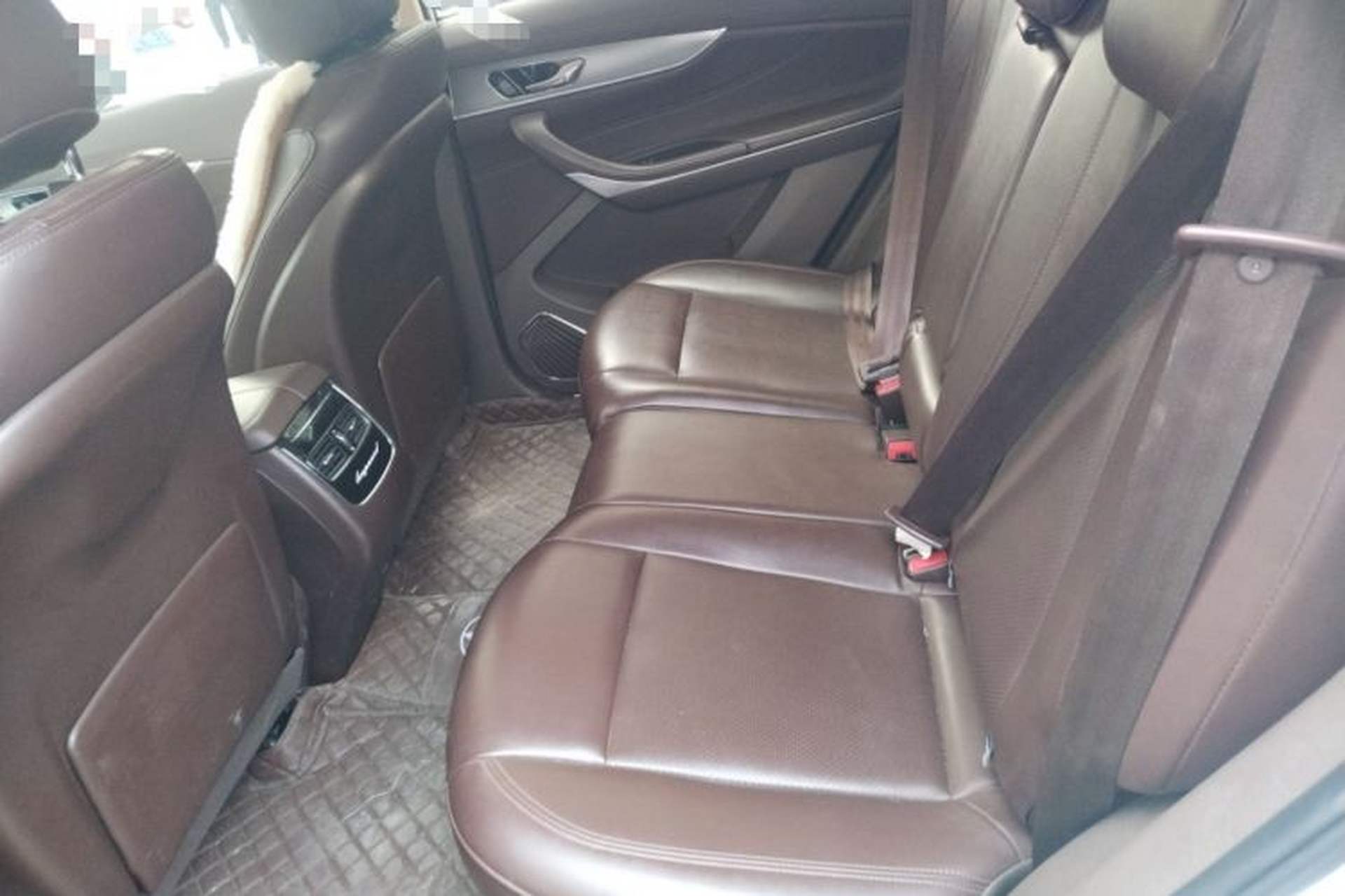 Used Leopaard Mattu 2018 1.6T GDI DCT Luxury Model Left Rear Seat