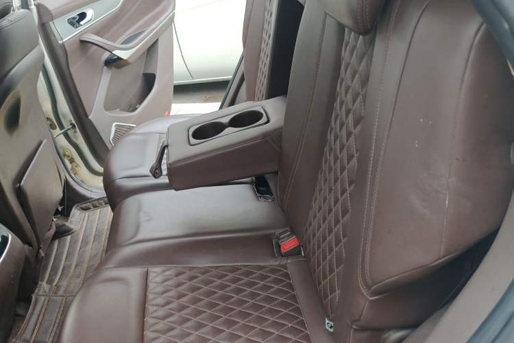 Used Leopaard Mattu 2018 1.6T GDI DCT Elite Model Left Rear Seat
