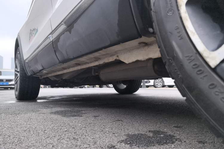 Used Leopaard Mattu 2018 1.6T GDI DCT Prestige Model Left Side Sill