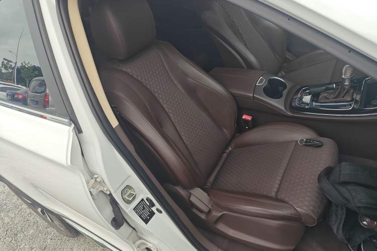 Used Leopaard Mattu 2018 1.6T GDI DCT Comfort Model Right Front Seat