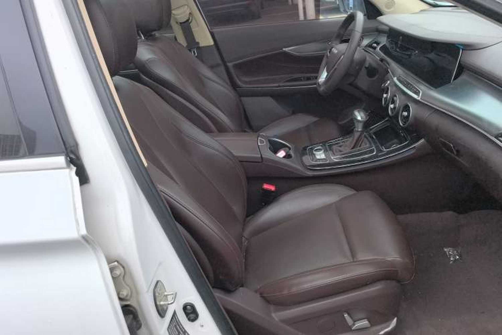 Used Leopaard Mattu 2018 1.6T GDI DCT Prestige Model Right Front Seat