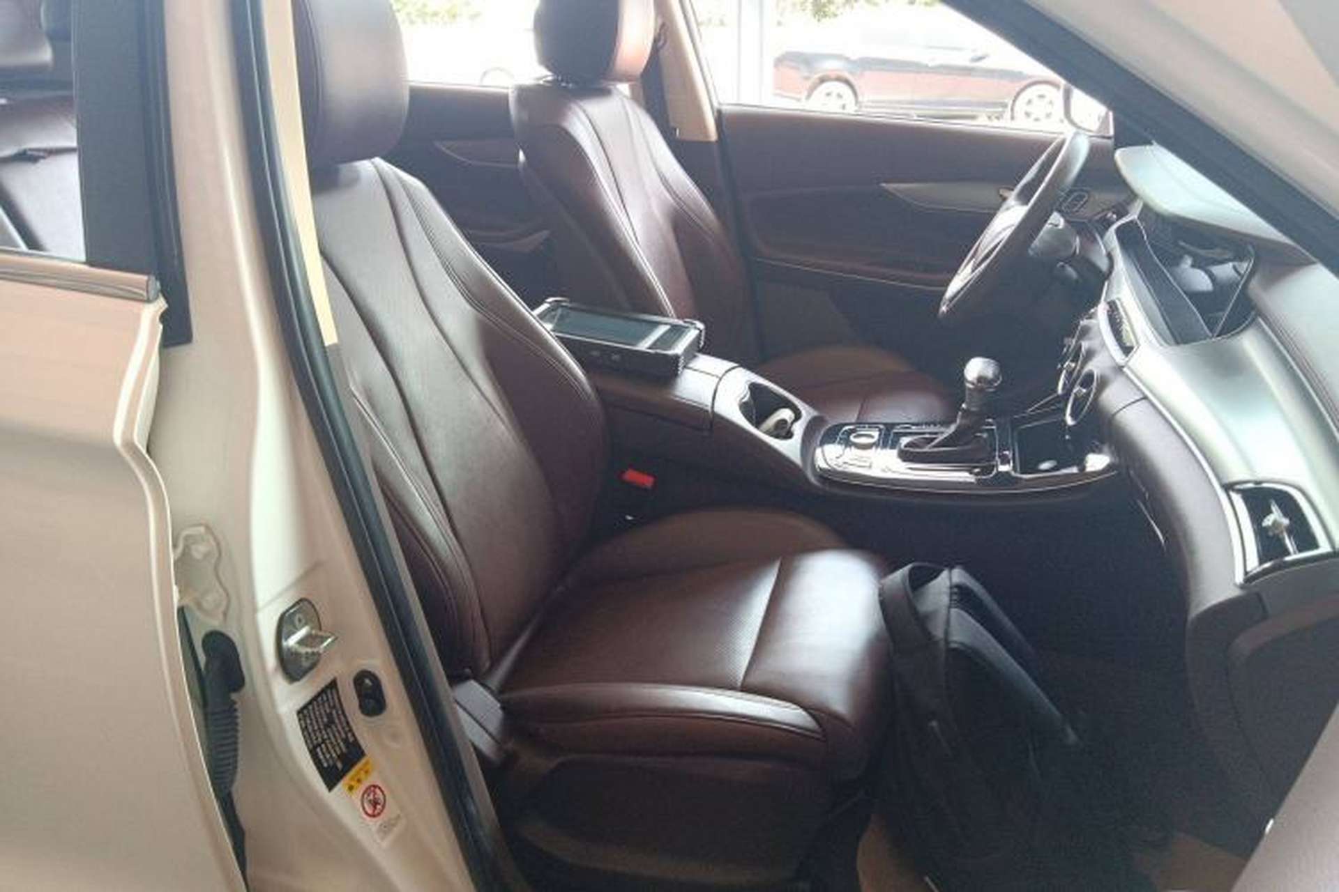 Used Leopaard Mattu 2018 1.6T GDI DCT Elite Model Right Front Seat
