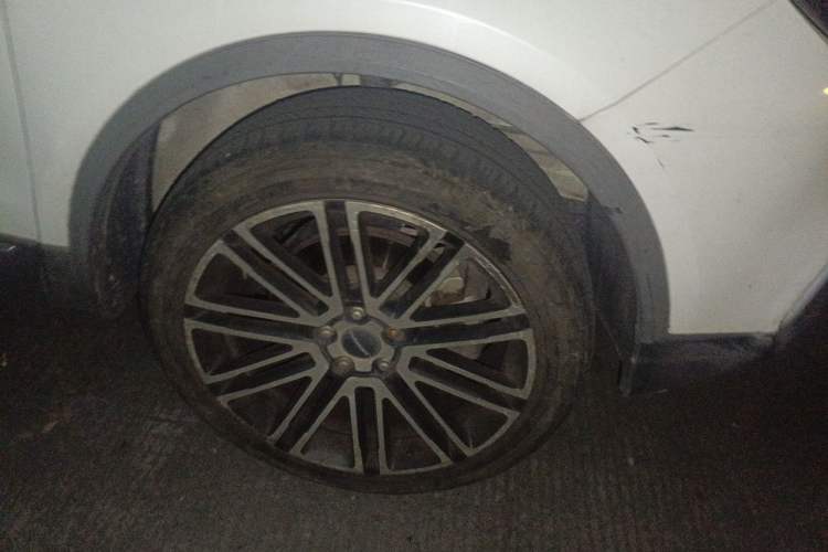 Used Leopaard Mattu 2018 1.6T GDI Manual Elite Model Right Front Wheel Hub