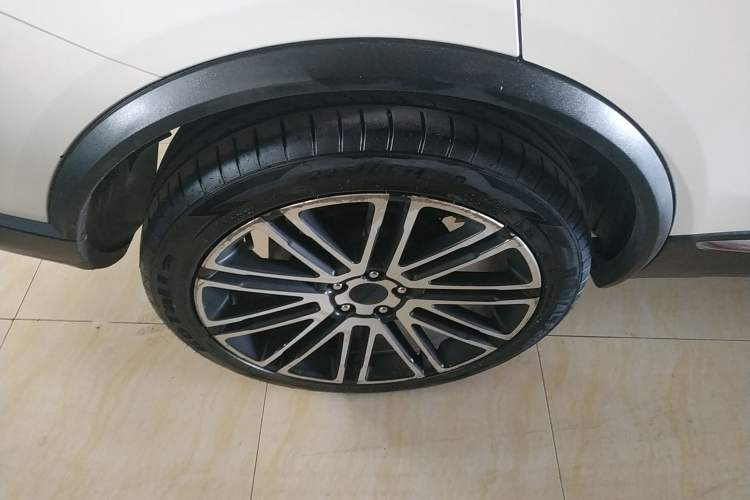 Used Leopaard Mattu 2018 1.6T GDI Manual Elite Model Right Rear Wheel Hub