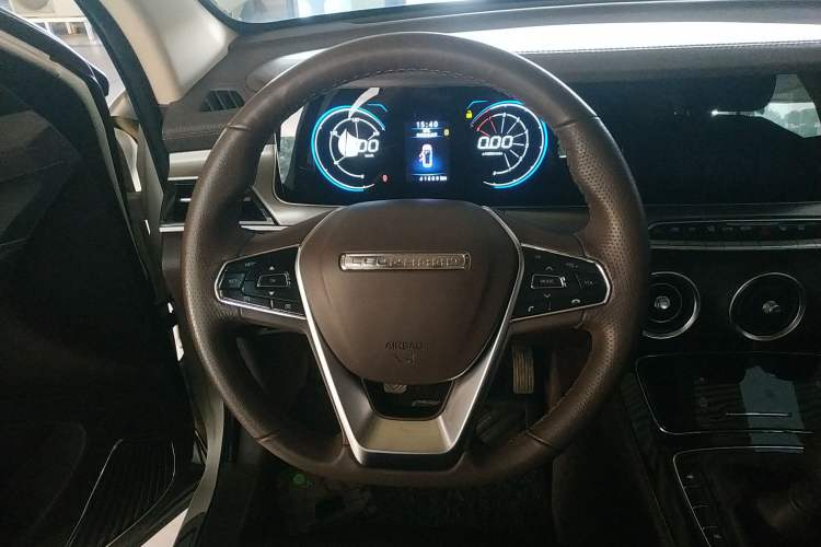 Used Leopaard Mattu 2018 1.6T GDI Manual Elite Model Steering Wheel