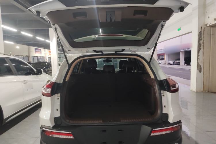 Used Leopaard Mattu 2018 1.6T GDI DCT Elite Model Trunk