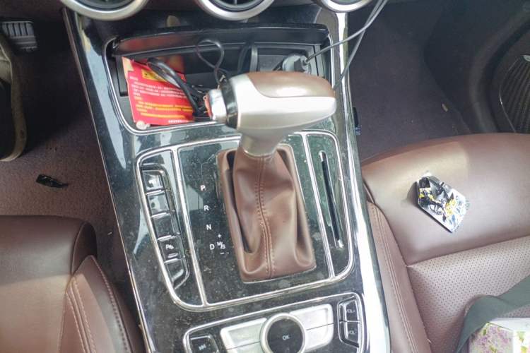 Used Leopaard Mattu 2018 1.6T GDI DCT Prestige Model Gear Lever