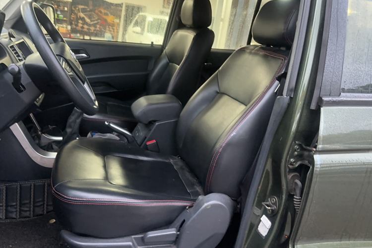 Used Leopaard Q6 2016 2.4L Manual 4x4 All-Terrain Edition Left Front Seat
