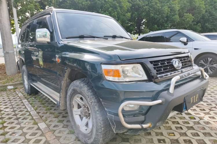Used Leopaard Q6 2014 2.4L Four-Wheel Drive Version Exterior 1