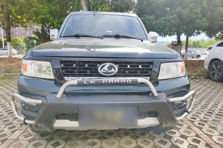 Used Leopaard Q6 2014 2.4L Four-Wheel Drive Version Front