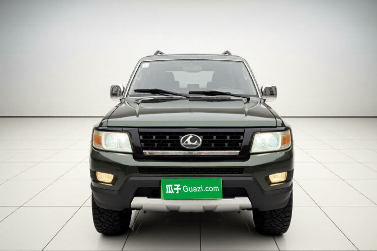 Used Leopaard Q6 2014 2.4L Four-Wheel Drive Version Front