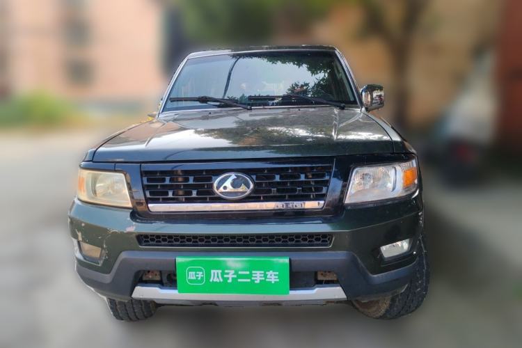 Used Leopaard Q6 2014 2.4L Two-Wheel Drive Version Front