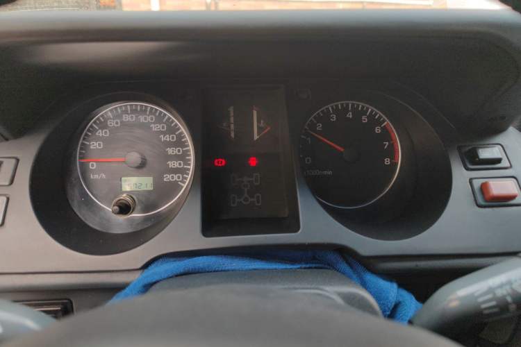 Used Leopaard Q6 2014 2.4L Two-Wheel Drive Version Instrument Cluster