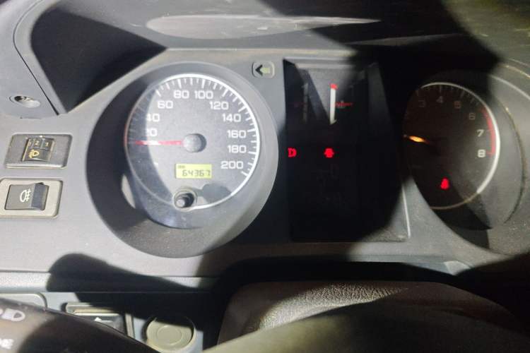 Used Leopaard Q6 2014 2.4L Two-Wheel Drive Version Odometer Close Up
