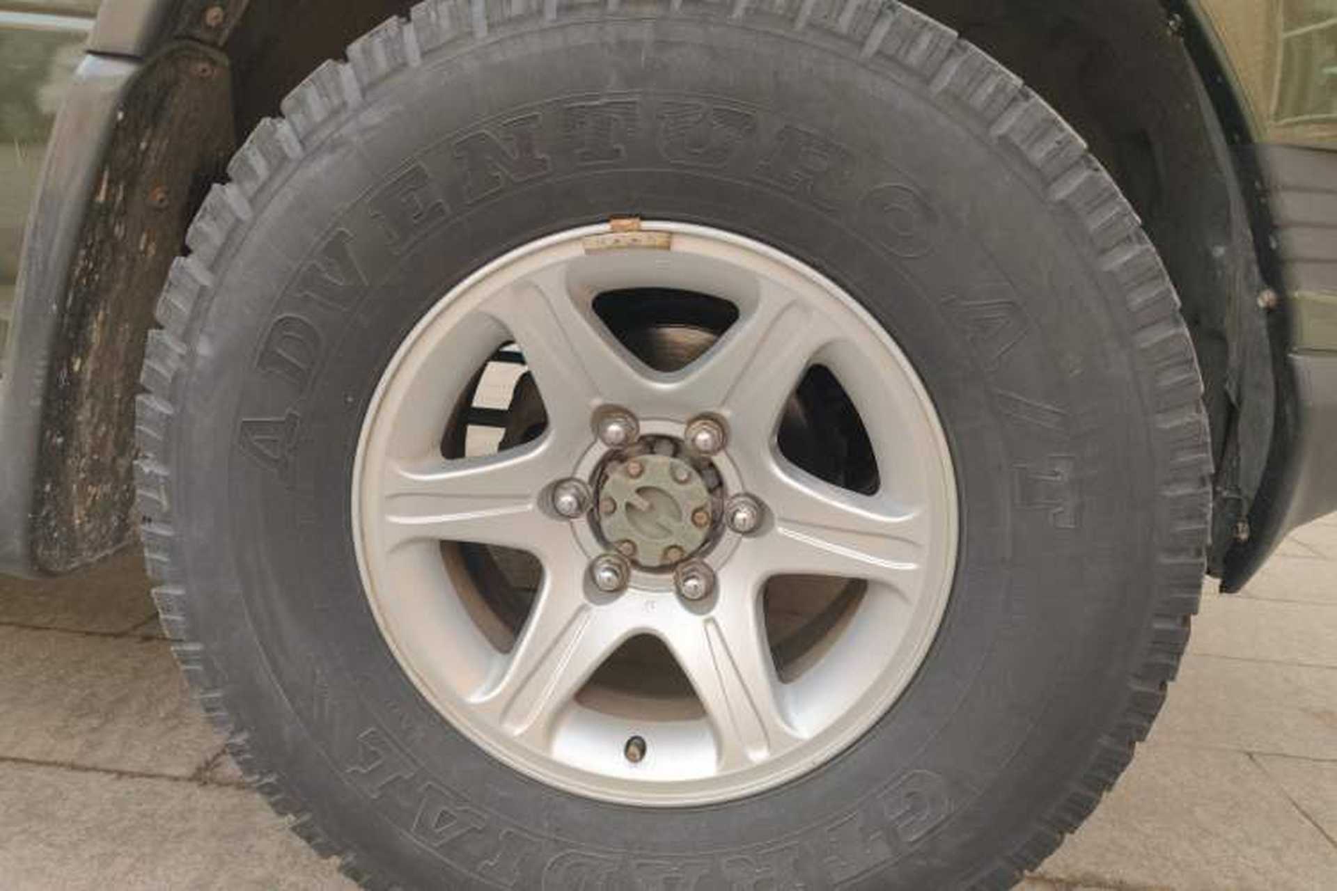 Used Leopaard Q6 2014 2.4L Two-Wheel Drive Version Right Front Wheel Hub