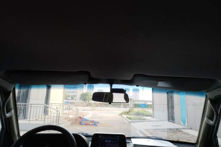 Used Leopaard Q6 2014 2.4L Four-Wheel Drive Version Headliner
