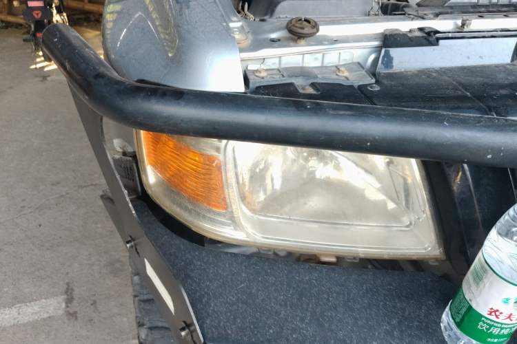Used Leopaard Q6 2014 2.4L Four-Wheel Drive Version Right Front Headlight