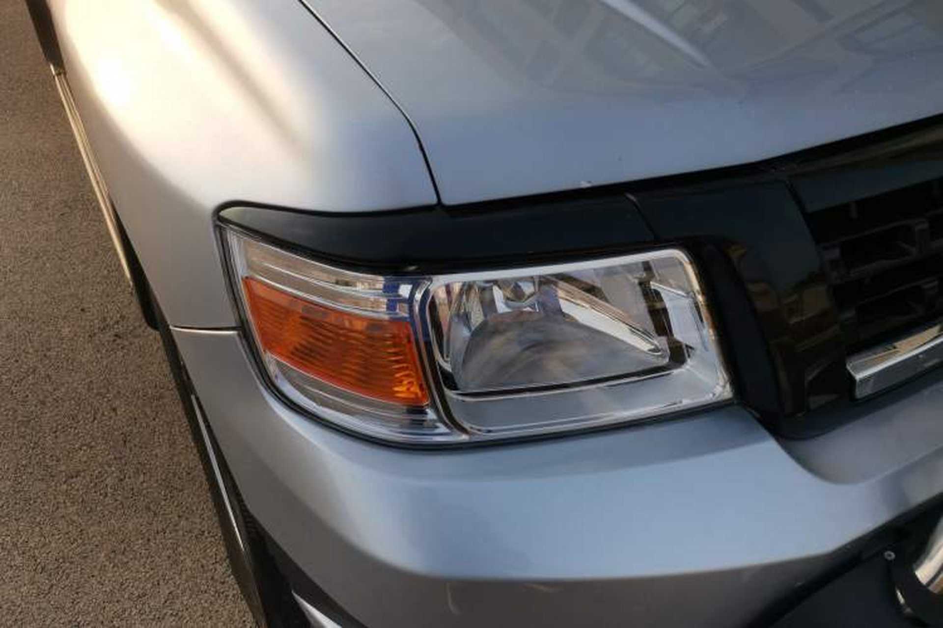 Used Leopaard Q6 2014 2.4L Four-Wheel Drive Version Right Front Headlight