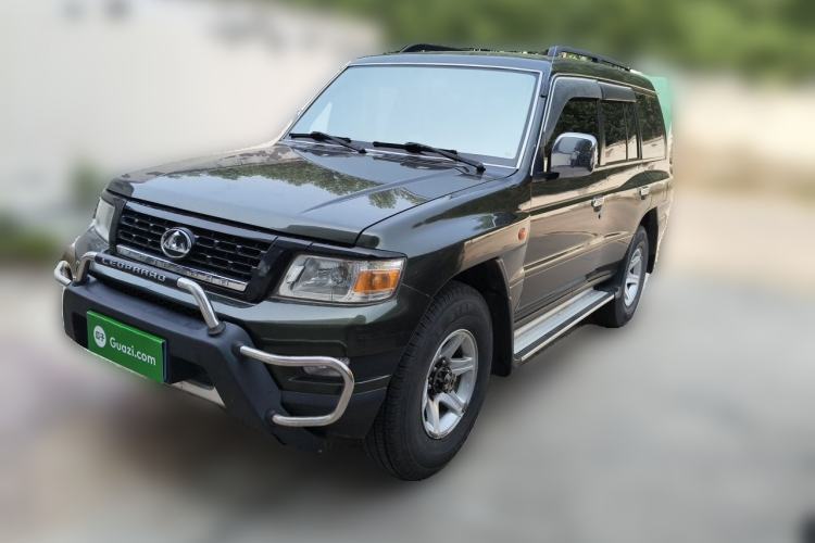 Used Leopaard Q6 2015 2.4L Manual 4x4 Excellence Edition Guazi used car, China used car export, Used car for sale, Used Leopaard cars, Cheapest cars for sale