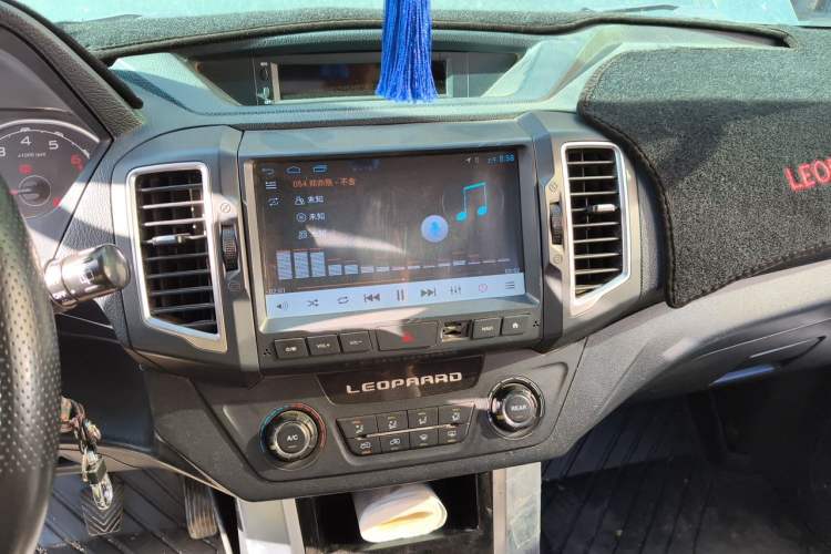 Used Leopaard Q6 2015 2.4L Manual 4x4 Excellence Edition Audio And AC Panel