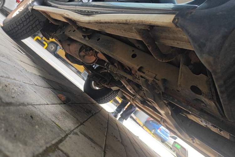 Used Leopaard Q6 2015 2.4L Manual Two-Wheel-Drive Elite Model Chassis Front Right