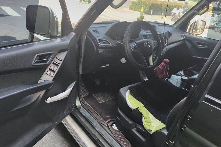 Used Leopaard Q6 2015 2.4L Manual 4x4 Excellence Edition Driver Seat