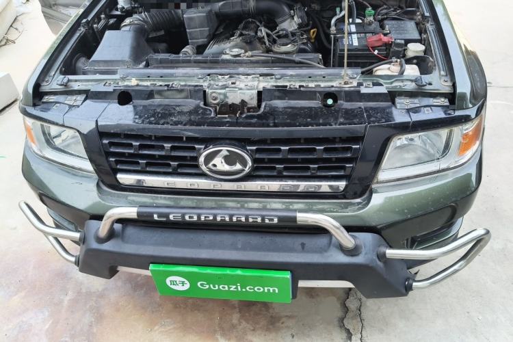 Used Leopaard Q6 2015 2.4L Manual 4x4 Excellence Edition Engine Bay