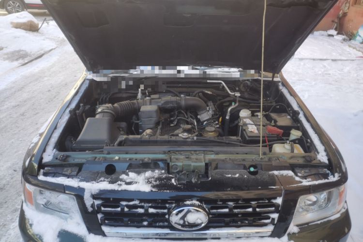 Used Leopaard Q6 2015 2.4L Manual 4x4 Excellence Edition Engine Bay