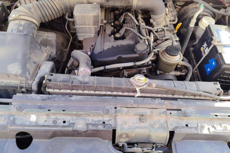 Used Leopaard Q6 2015 2.4L Manual Two-Wheel-Drive Elite Model Engine Bay