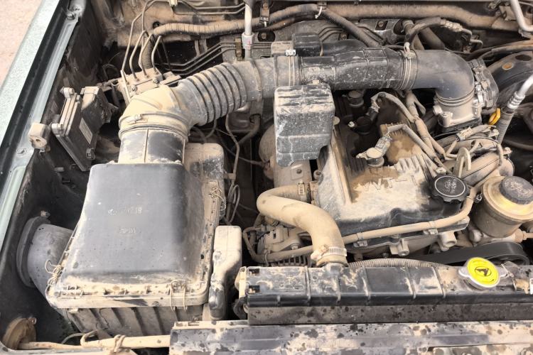 Used Leopaard Q6 2015 2.4L Manual 4x4 Excellence Edition Engine Bay Right