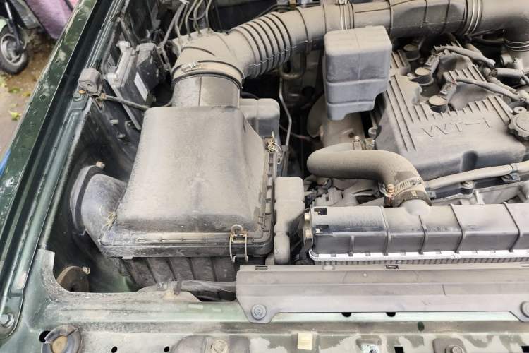 Used Leopaard Q6 2015 2.4L Manual Two-Wheel-Drive Elite Model Engine Bay Right