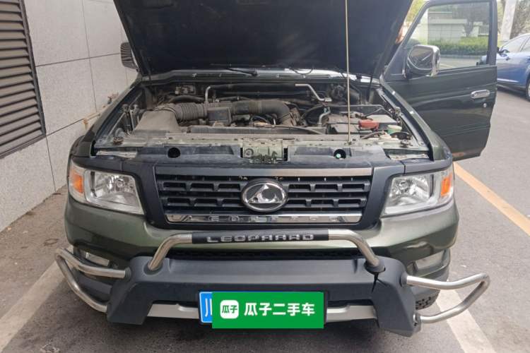 Used Leopaard Q6 2015 2.4L Manual 4x4 Excellence Edition Engine Bay