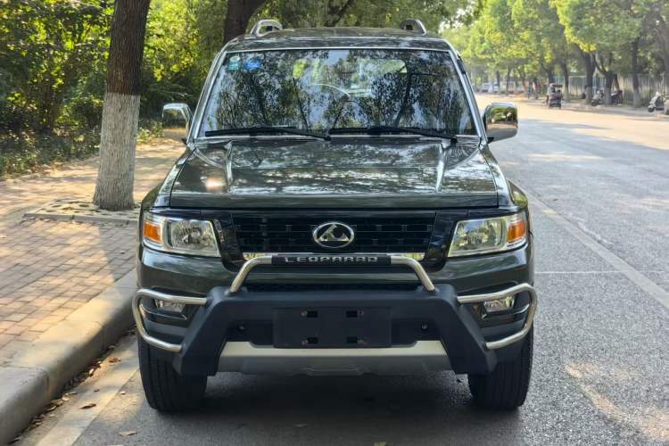 Used Leopaard Q6 2015 2.4L Manual Two-Wheel-Drive Elite Model Exterior 1