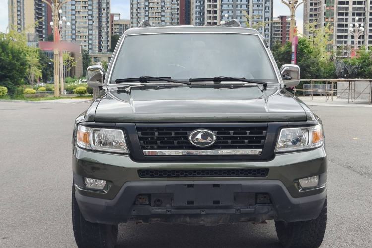 Used Leopaard Q6 2015 2.4L Manual 4x4 Excellence Edition Exterior 1
