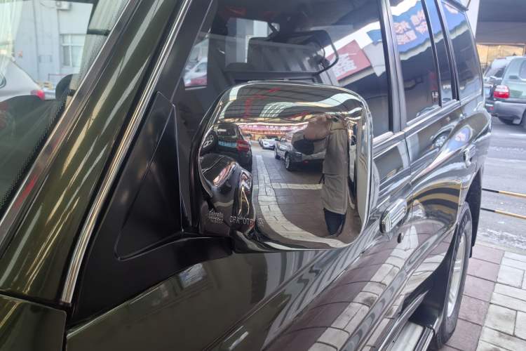 Used Leopaard Q6 2015 2.4L Manual 4x4 Excellence Edition Exterior 10