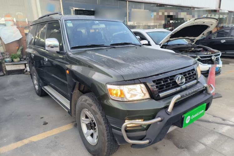 Used Leopaard Q6 2015 2.4L Manual 4x4 Excellence Edition Exterior 2