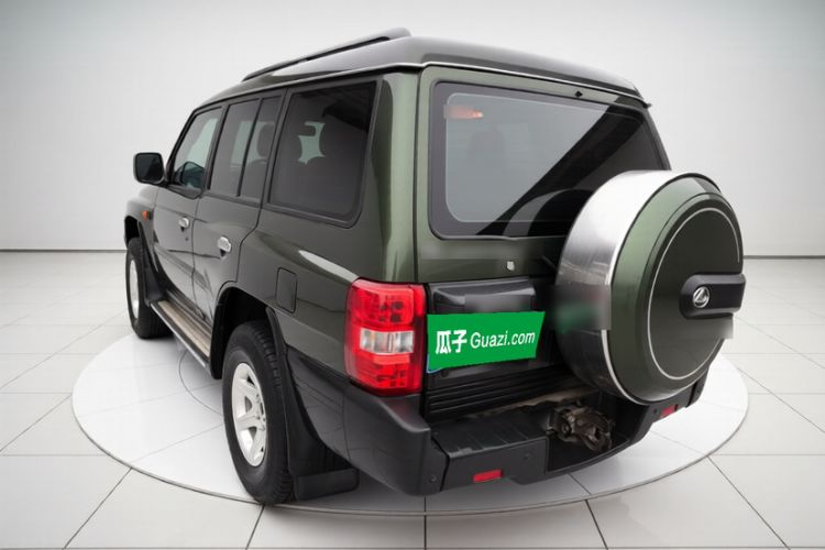 Used Leopaard Q6 2015 2.4L Manual 4x4 Excellence Edition Exterior 5