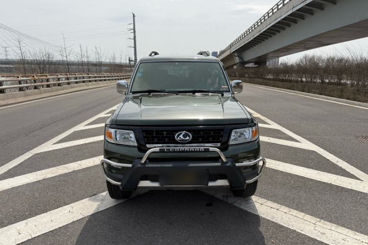 Used Leopaard Q6 2015 2.4L Manual 4x4 Excellence Edition Exterior 6